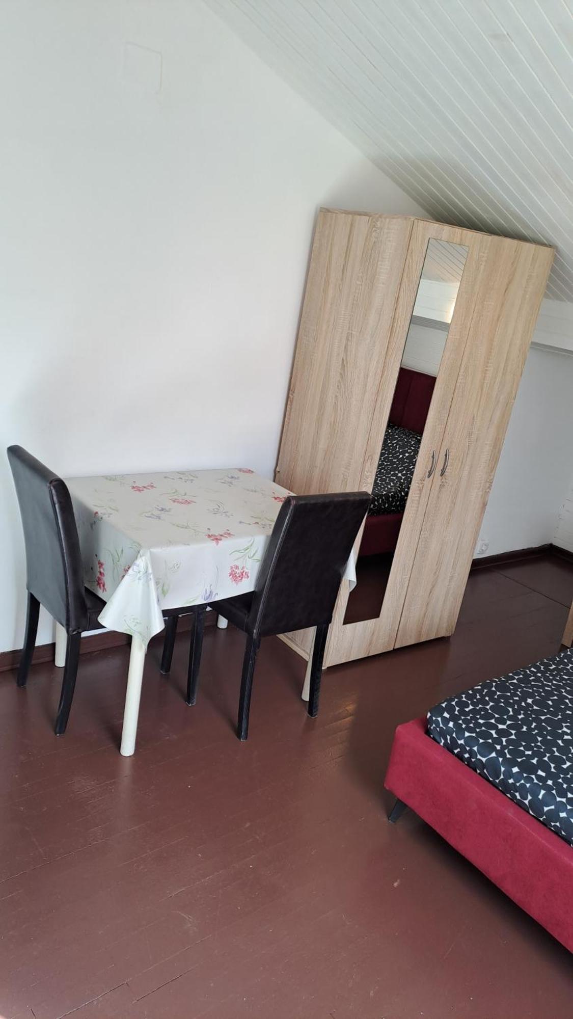Arch- Budget Doublebed In Center Hiša za goste Pula